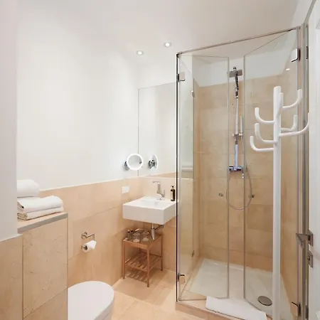 35Qm Deluxe Apartment Suites Im Stil Design Hotel Vosteen Naehe Der Kaiserburg Nuremberg Exterior photo
