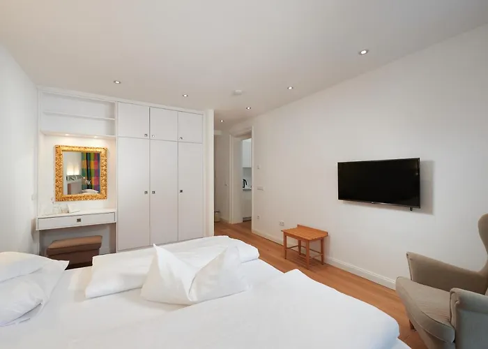 35Qm Deluxe Apartment Suites Im Stil Design Hotel Vosteen Naehe Der Kaiserburg
