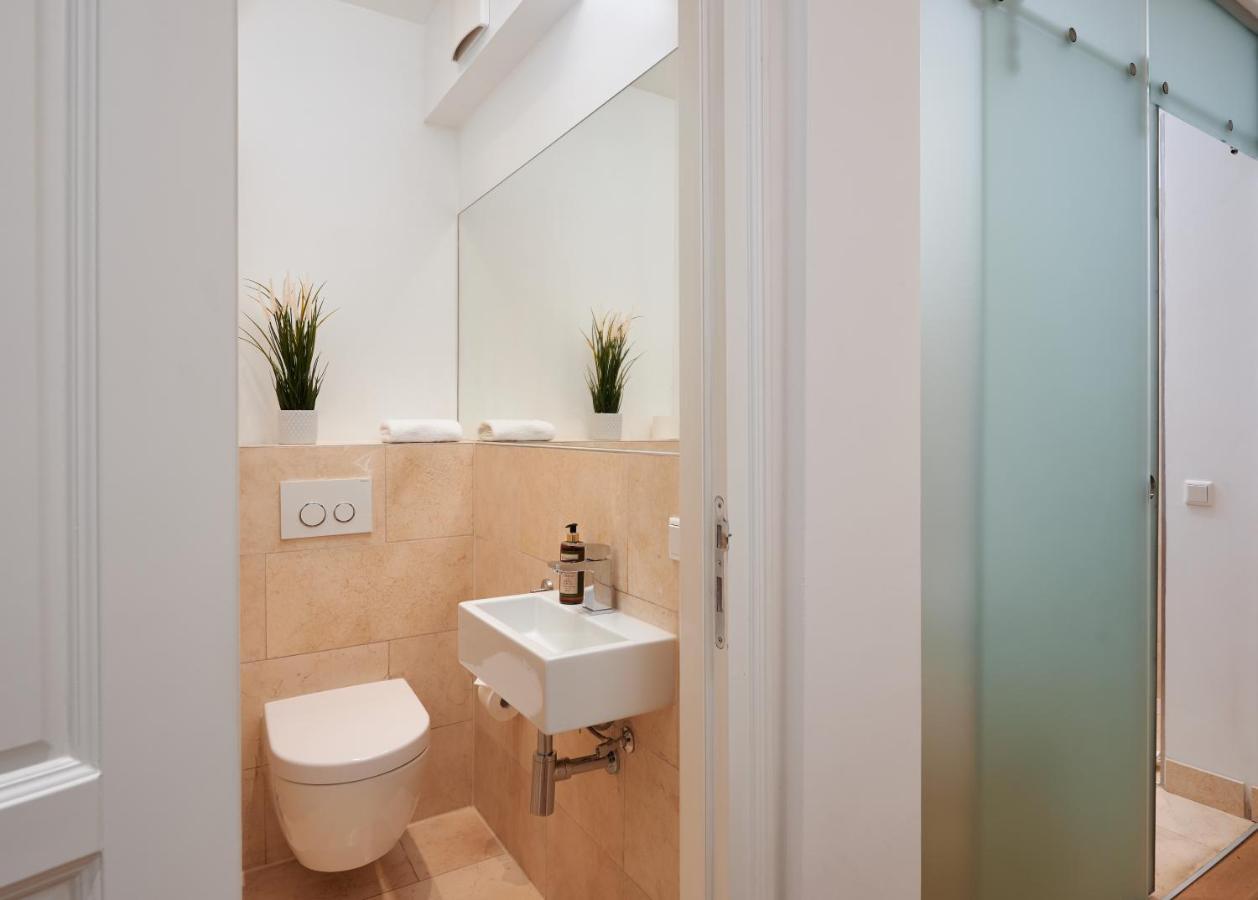 35qm Deluxe Im Stil Design Vosteen Naehe Der Kaiserburg Nuremberg